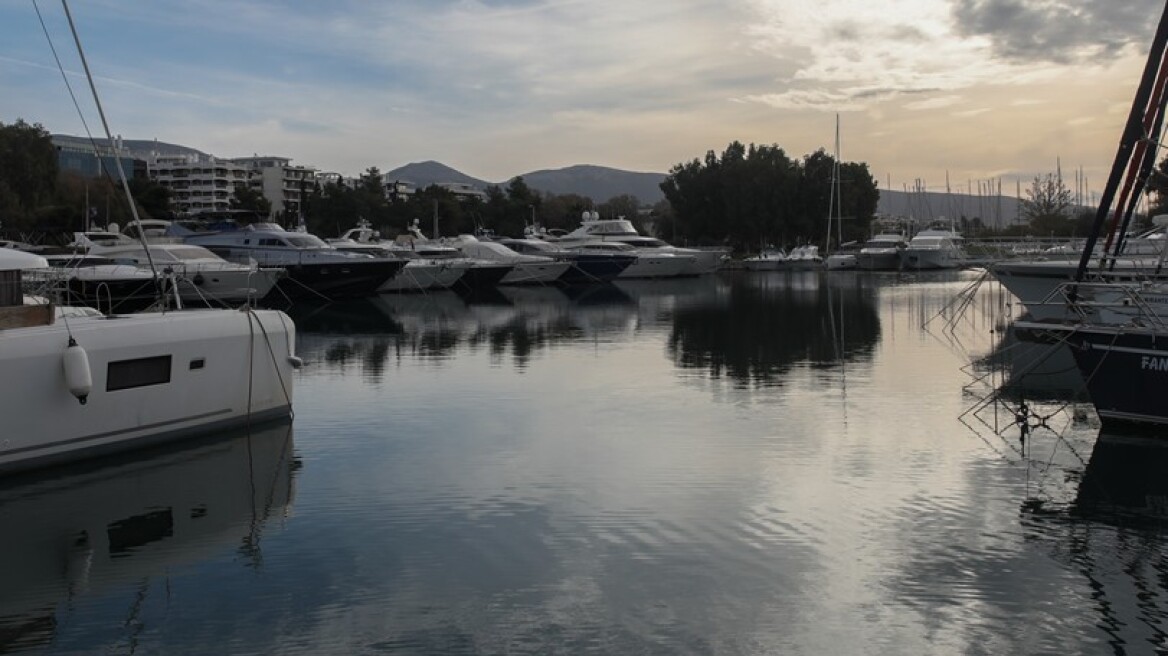 Τραγωδία σε τουριστικό σκάφος στον Άλιμο - Νεκρός εντοπίστηκε 38χρονος, μέλος του πληρώματος