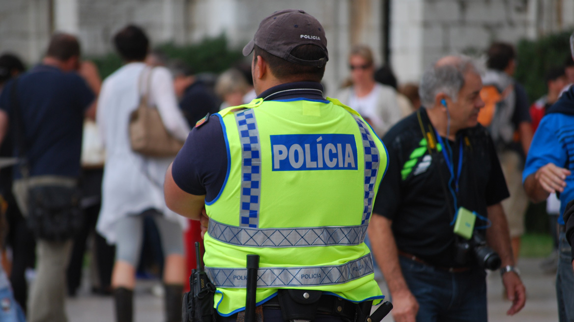 Επίθεση νεοναζί σε ηθοποιούς στη Λισαβόνα - Ακυρώθηκε παράσταση για τον εθνικό ποιητή της Πορτογαλίας