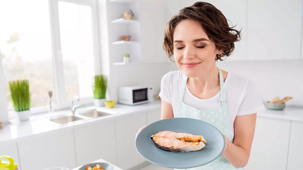 Σολομός: Σήμερα περιέχει 50% λιγότερα ω-3 σε σχέση με το παρελθόν – Δύο καθηγητές εξηγούν γιατί συμβαίνει αυτό και πώς θα διορθωθεί