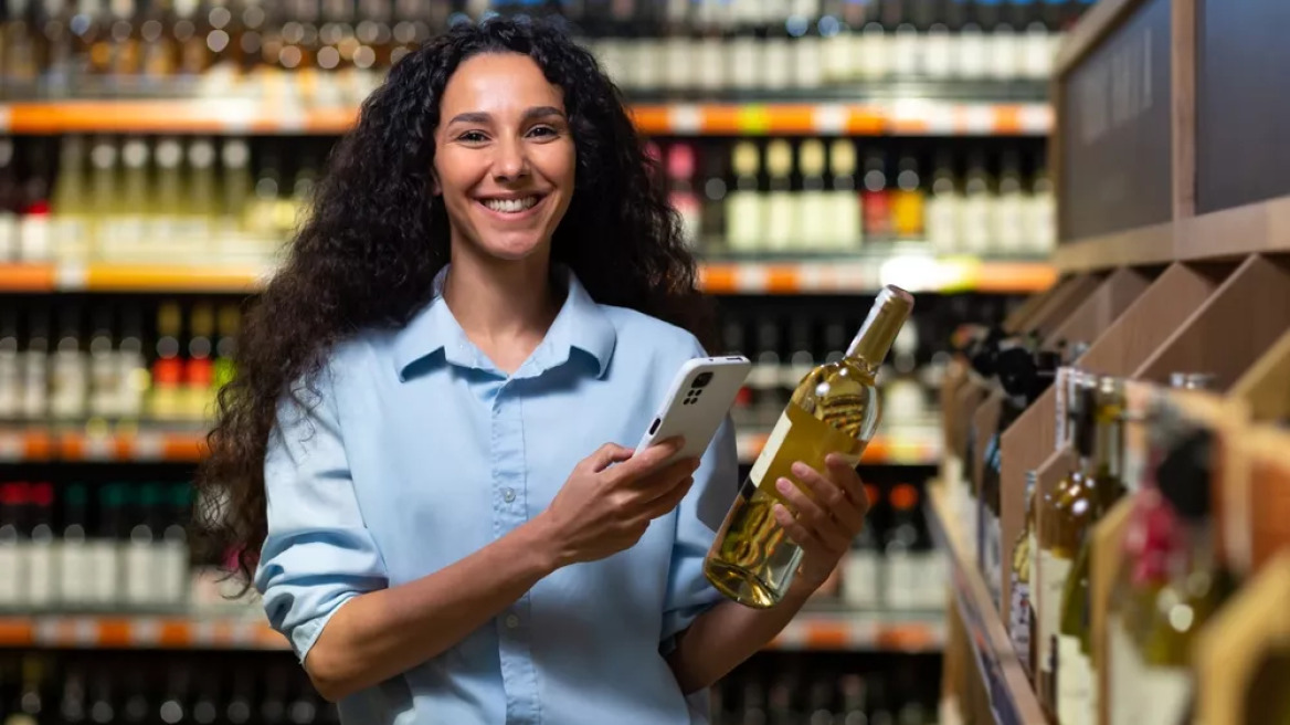 Παραποίηση προϊόντων: Ποια τρόφιμα και ποτά νοθεύονται συχνότερα
