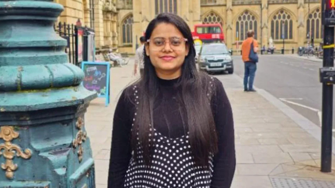 Φοιτήτρια γλίτωσε για μόλις 10 λεπτά από την πτήση θανάτου της Air India - «Με έσωσε η κίνηση στους δρόμους»