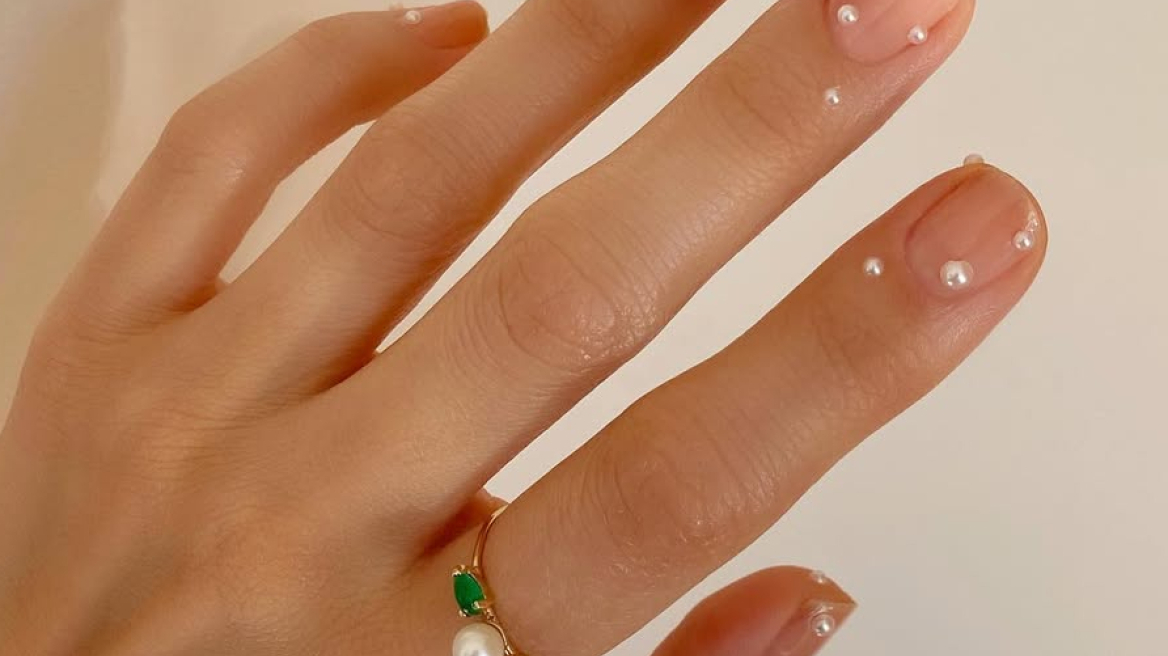 Bridal Mani: Δέκα ιδέες για τις νύφες που αναζητούν ένα κομψό και ταυτόχρονα cool μανικιούρ
