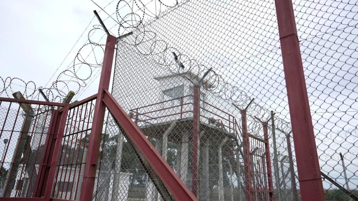 Τέσσερις κρατούμενοι νεκροί εξαιτίας πυρκαγιάς σε φυλακή στην Ουρουγουάη 