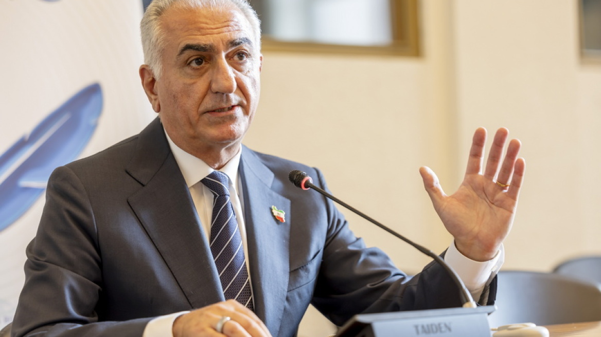 Νέο μήνυμα από τον γιο του Σάχη στους Ιρανούς: Το καθεστώς καταρρέει, μόνο εμείς μπορούμε να το τελειώσουμε