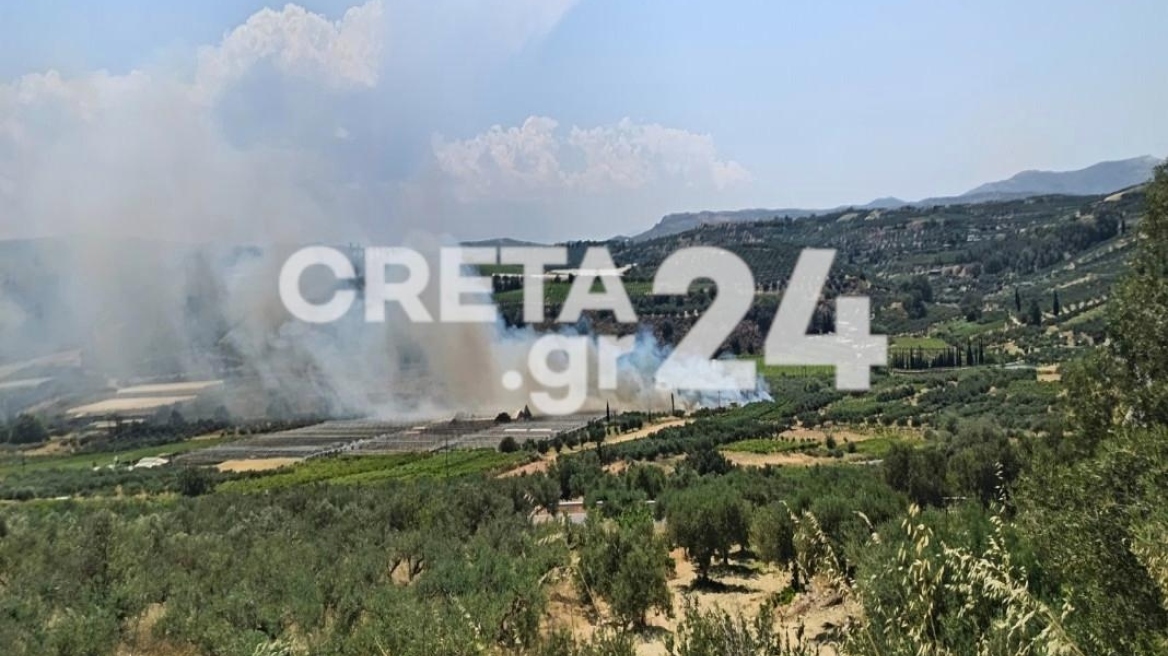 Υπό έλεγχο η φωτιά στις Αρχάνες Κρήτης, δείτε βίντεο