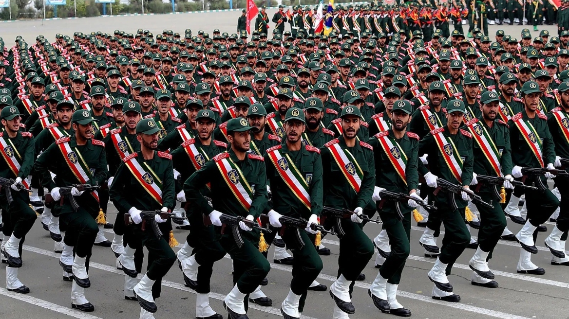 Οι Φρουροί της Επανάστασης ζητούν εκδίκηση για τον θάνατο ηγέτη της Χεζμπολάχ στον Λίβανο