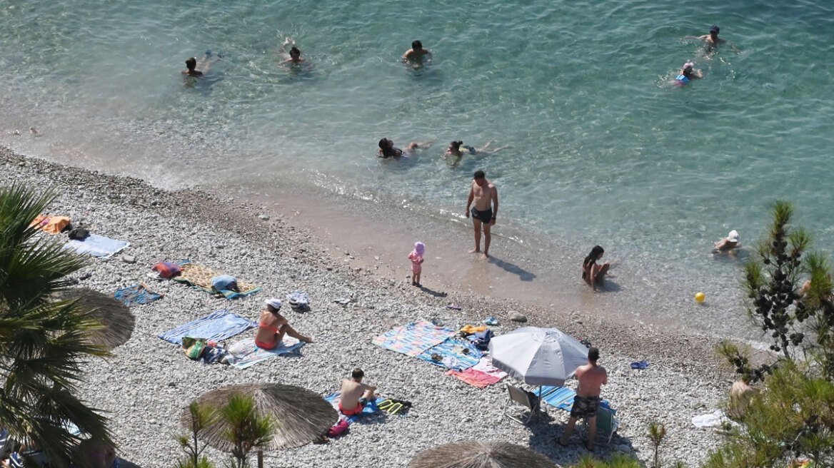Έρχεται νέο κύμα καύσωνα: Στα ύψη ο υδράργυρος από Τετάρτη - Πού θα φτάσει η θερμοκρασία