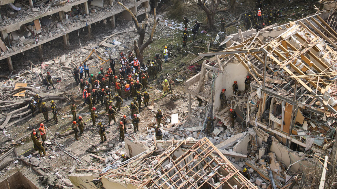 Με βομβαρδισμούς σε Τελ Αβίβ και Χάιφα απάντησε το Ιράν στην επίθεση των ΗΠΑ - Ισοπεδώθηκαν κτίρια, τουλάχιστον 86 τραυματίες