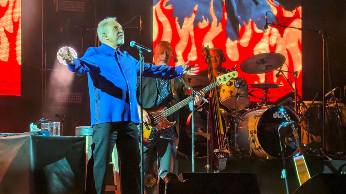 Ο αγέραστος Tom Jones κατέκτησε την Αθήνα
