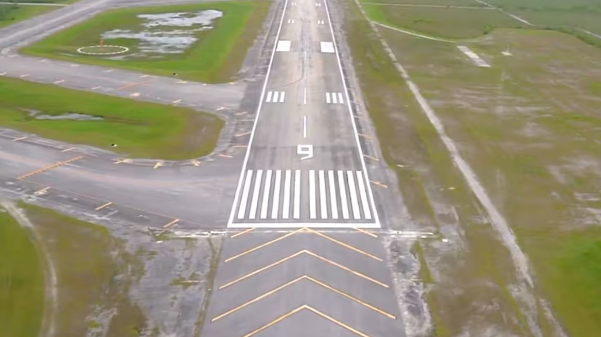 «Αλκατράζ των Κροκοδείλων»: Το νέο κέντρο κράτησης μεταναστών στη Φλόριντα - «Όποιον αποδράσει, τον περιμένουν οι αλιγάτορες»