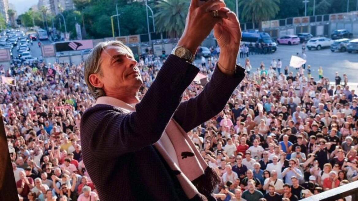 Πίπο Ιντζάγκι: Υποδοχή ήρωα από τους οπαδούς της Παλέρμο - Δείτε βίντεο