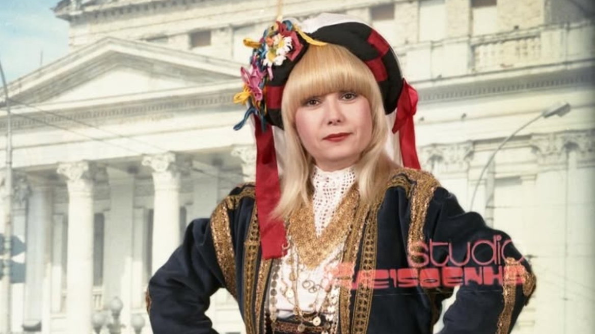 Ρένα Παγκράτη: Σαν σήμερα έφυγε από τη ζωή η ηθοποιός - Η αδημοσίευτη φωτογραφία με την κερκυραϊκή ενδυμασία