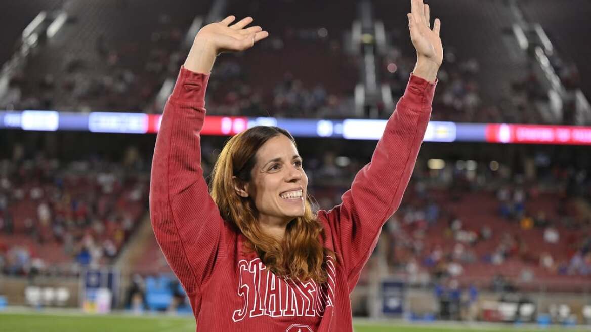 Κατερίνα Στεφανίδη: Γυμνάζεται στην 39η εβδομάδα κύησης (εικόνα)
