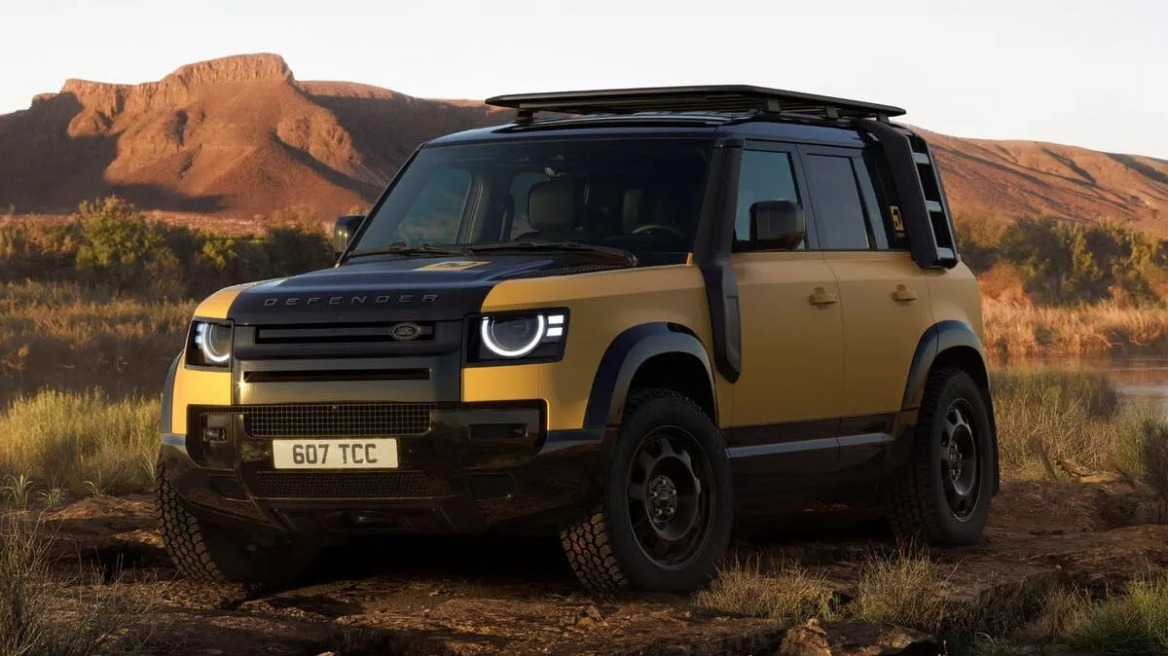 Land Rover Defender με άρωμα Camel Trophy