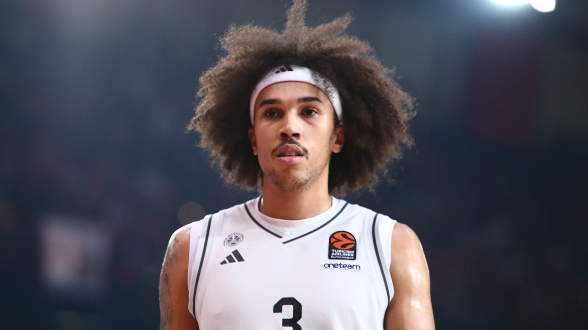 Ολυμπιακός: Στο ΣΕΦ για τις υπογραφές ο Τάισον Γουόρντ - Βίντεο