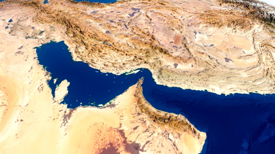 Αυξήθηκε κατά 30% η ναυσιπλοΐα στα Στενά του Ορμούζ μετά την εκεχειρία Ισραήλ – Ιράν