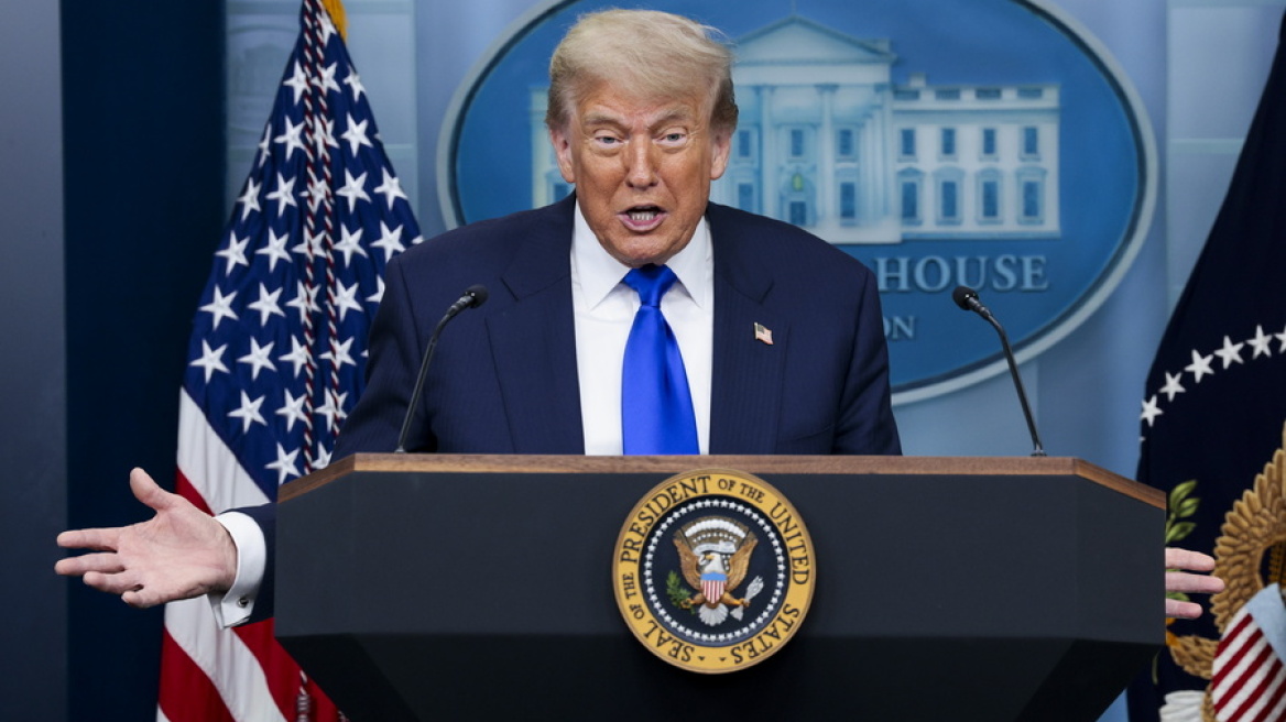 Θα βομβαρδίσουμε ξανά το Ιράν εάν συνεχίσει το πυρηνικό πρόγραμμα, απειλεί ο Τραμπ