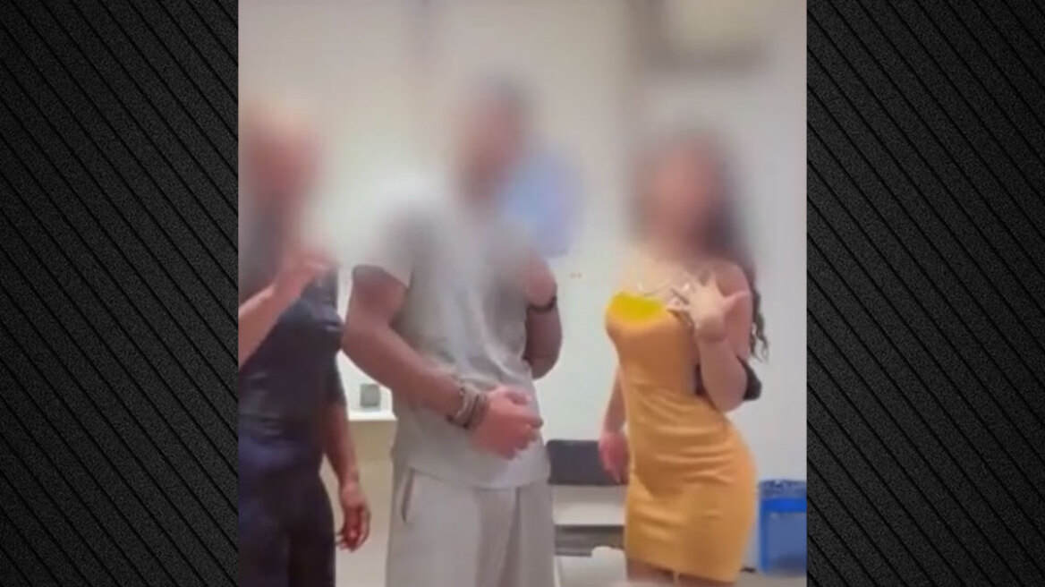 Χόρευαν τσιφτετέλι στην Αστυνομική Διεύθυνση Μεσσηνίας και δημοσίευσαν το βίντεο στο TikTok