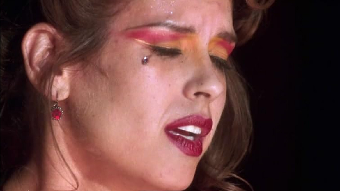 Πέθανε στα 57 της η Ρεμπέκα ντελ Ρίο, η τραγουδίστρια του κλαμπ στο «Mulholland Drive»
