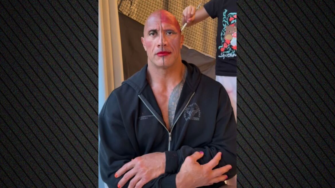 Ο Ντουέιν Τζόνσον άφησε τις κόρες του να τον βάψουν  - Δείτε το βίντεο