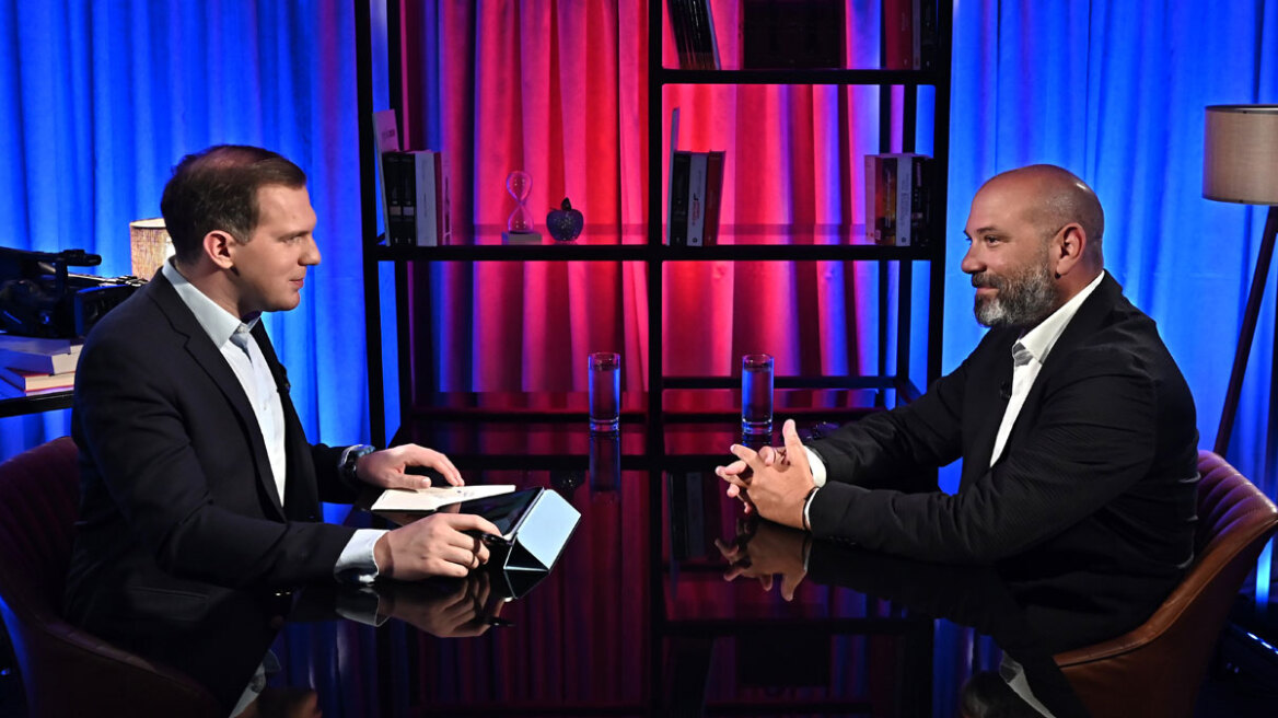 Γιώργος Λάγιος στο protothema: Τα ζευγάρια να συζητούν γιατί δεν κάνουν σεξ - Το πορνό υποκαθιστά αυτό που δεν βρίσκουμε