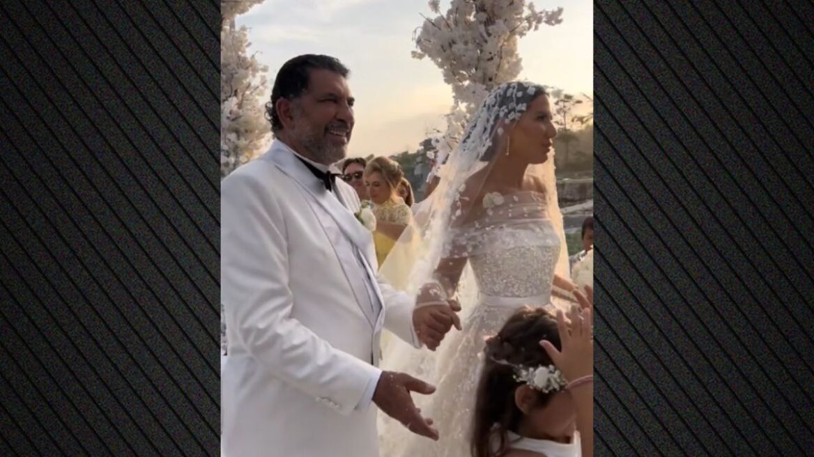 Ο Γιάννης Λύρας παντρεύτηκε στο Μπαλί - Δείτε βίντεο και φωτογραφίες