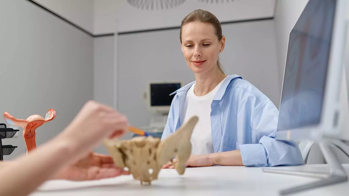 Τι πρέπει να ξέρει κάθε γυναίκα για τον «αφανή» μυ που στηρίζει το σώμα και την ποιότητα ζωής της
