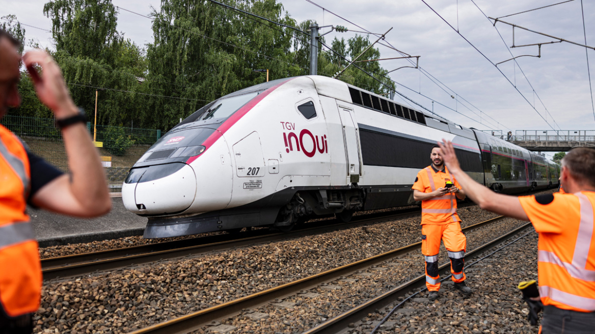 Διακοπή σιδηροδρομικών δρομολογίων Παρίσι - Μιλάνο λόγω σφοδρών καταιγίδων