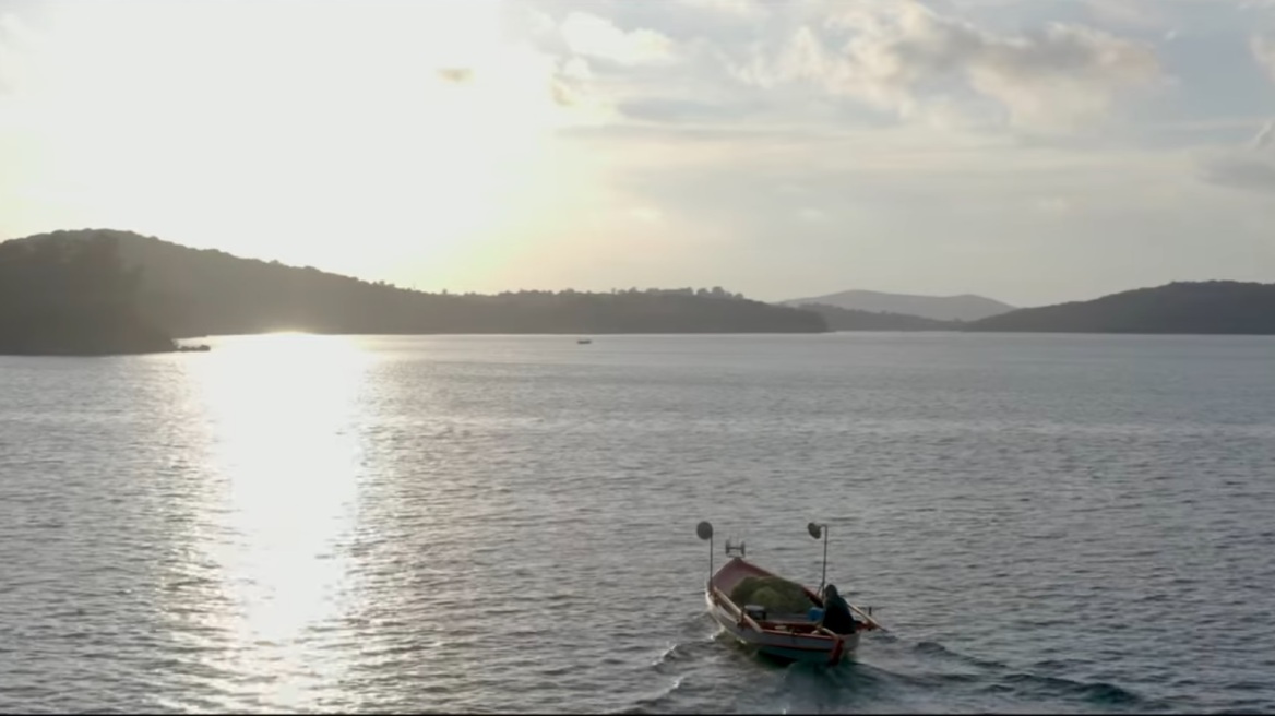 Η Nestlé Ελλάς και η Εναλεία συμβάλλουν στην προστασία του θαλάσσιου περιβάλλοντος