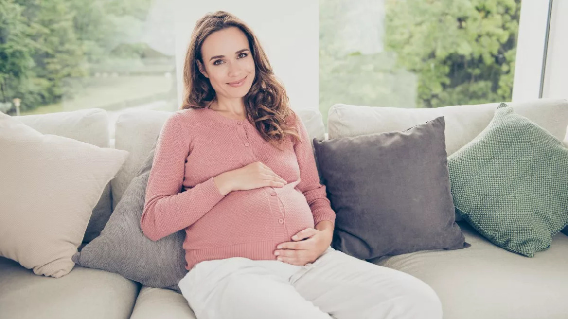 Τι πιστεύουν οι Έλληνες για την ευθανασία και τις παρένθετες μητέρες – Μια ανατρεπτική έρευνα
