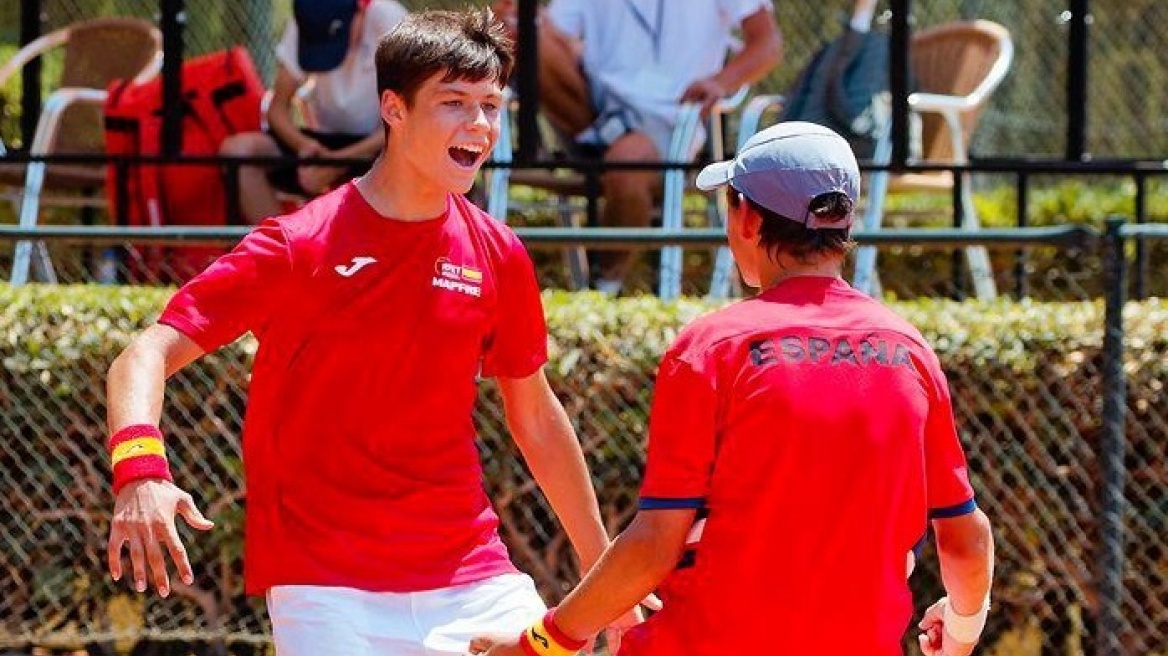 Νέο αστέρι στην οικογένεια Αλκαράθ: Ο Χάιμε κατέκτησε το Ευρωπαϊκό με την Ισπανία
