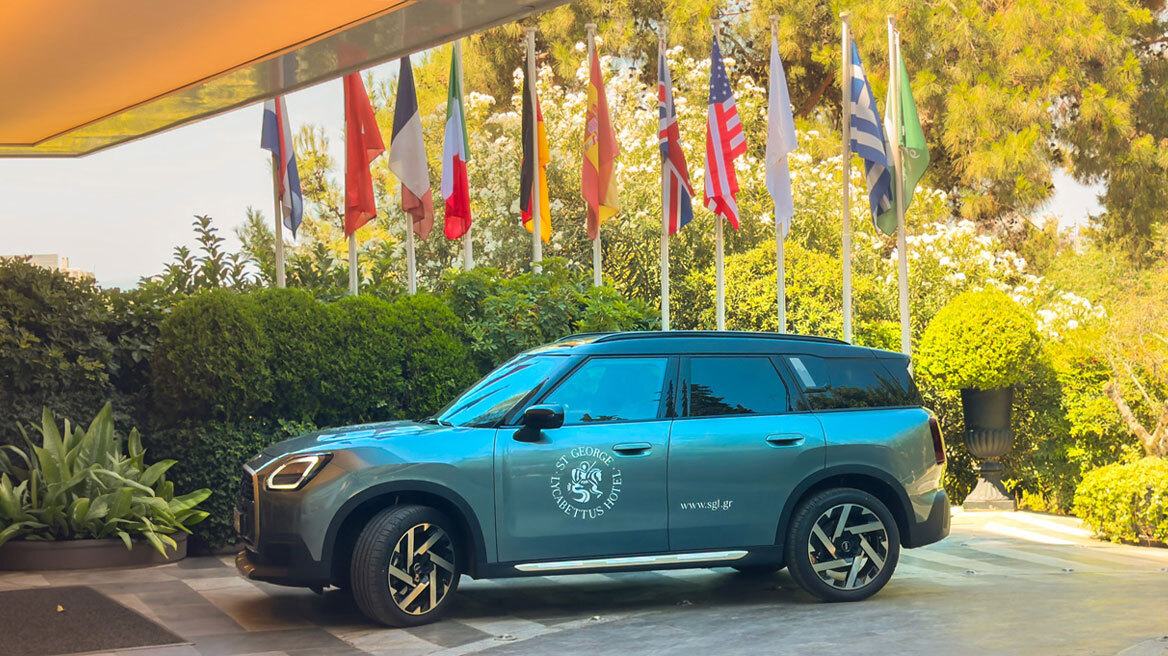 Το St George Lycabettus παρουσιάζει την πιο στυλάτη διαδρομή στην πόλη