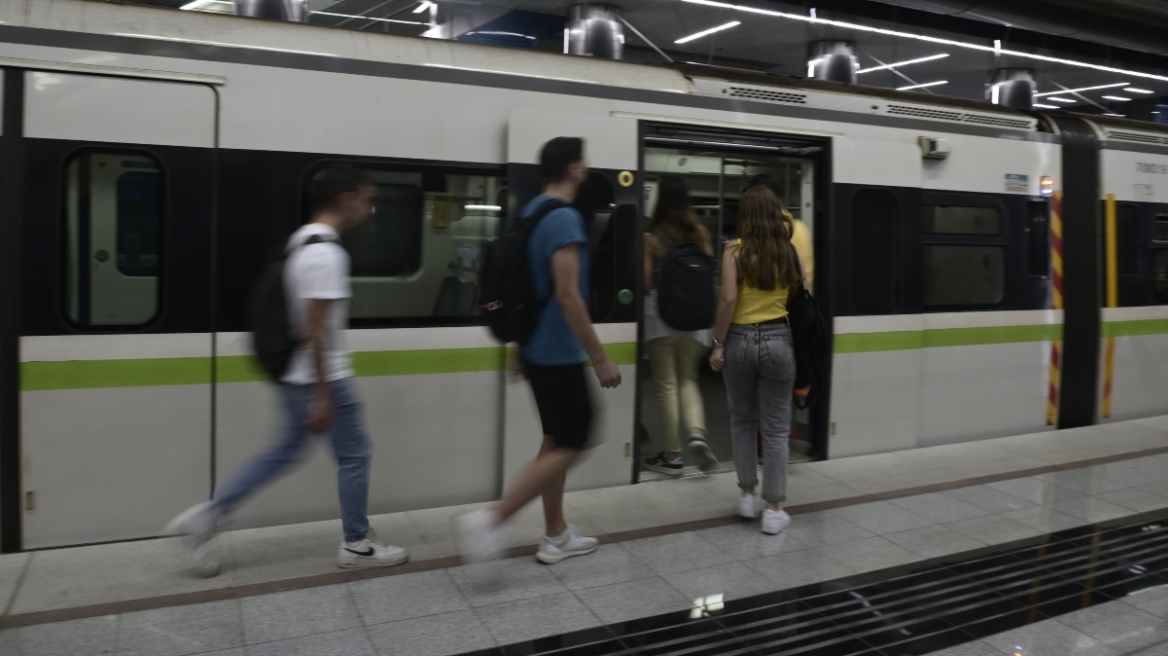 Σάββατο 5 Ιουλίου: Η Αθήνα κινείται όλο το 24ωρο - Δοκιμαστική 24ωρη λειτουργία Μετρό, Τραμ και Λεωφορείων