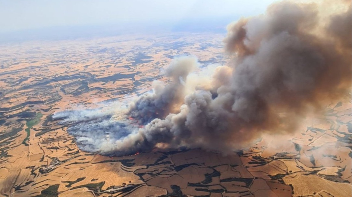 Δυο νεκροί σε πυρκαγιά εν μέσω καύσωνα στην Ισπανία - Δείτε βίντεο
