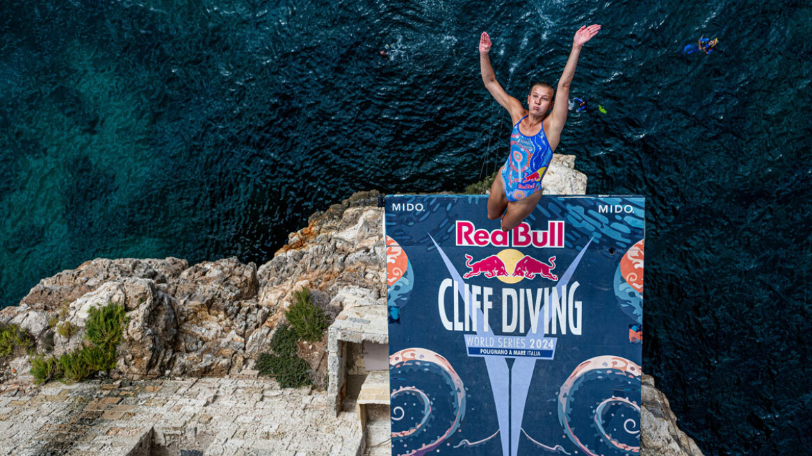 Το Red Bull Cliff Diving επέστρεψε σε ένα από τα πιο «δύσκολα» μέρη του πλανήτη 