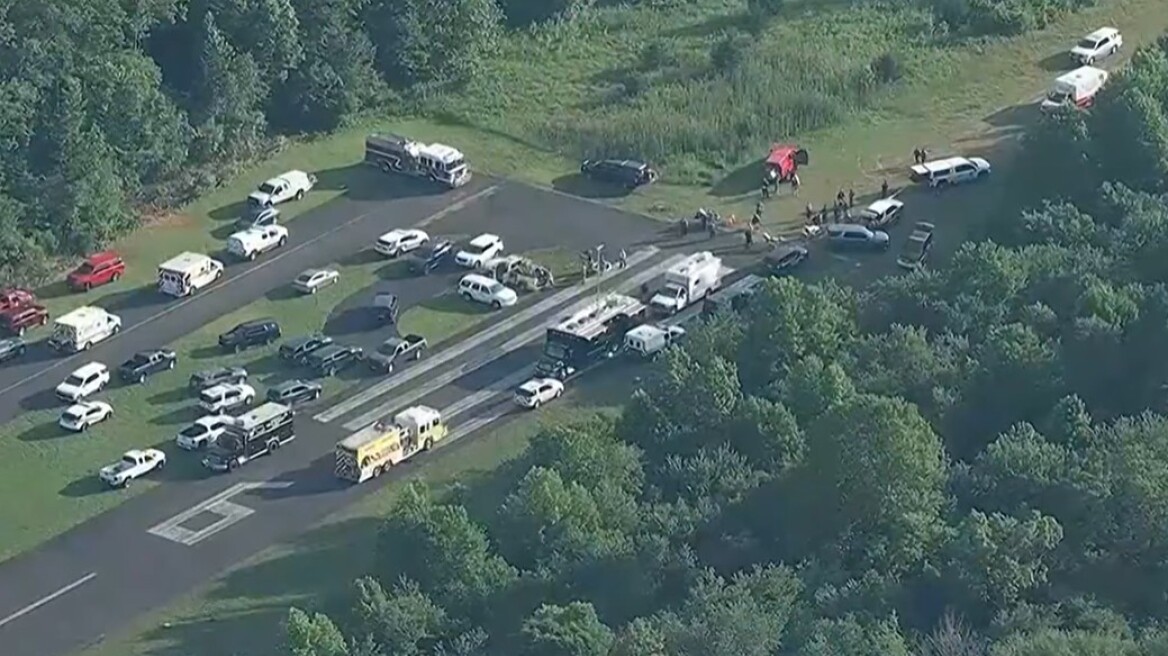 Αεροσκάφος βγήκε εκτός διαδρόμου σε αεροδρόμιο του Νιου Τζέρσεϊ - Τρεις τραυματίες σε κρίσιμη κατάσταση