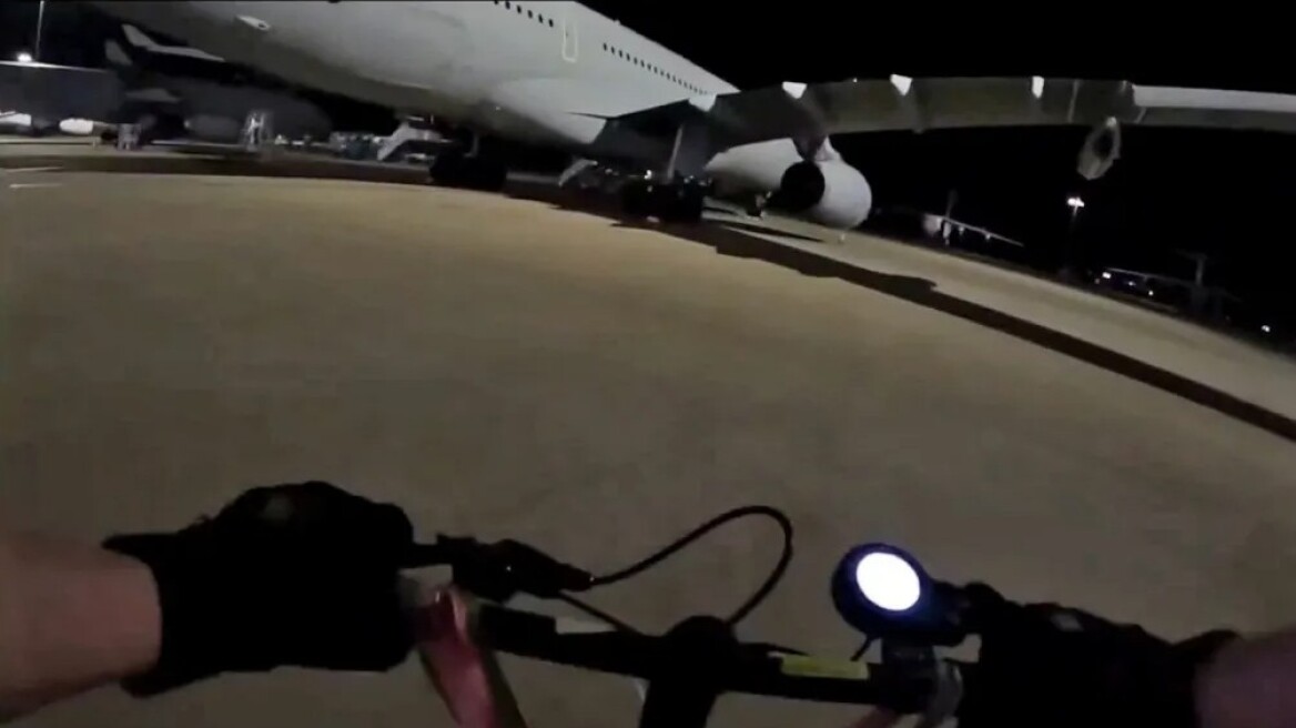 Βρετανία: Για «συνωμοσία» κατηγορούνται 4 φιλοπαλαιστίνιων ακτιβιστών οι οποίοι εισέβαλαν σε βάση της Πολεμικής Αεροπορίας