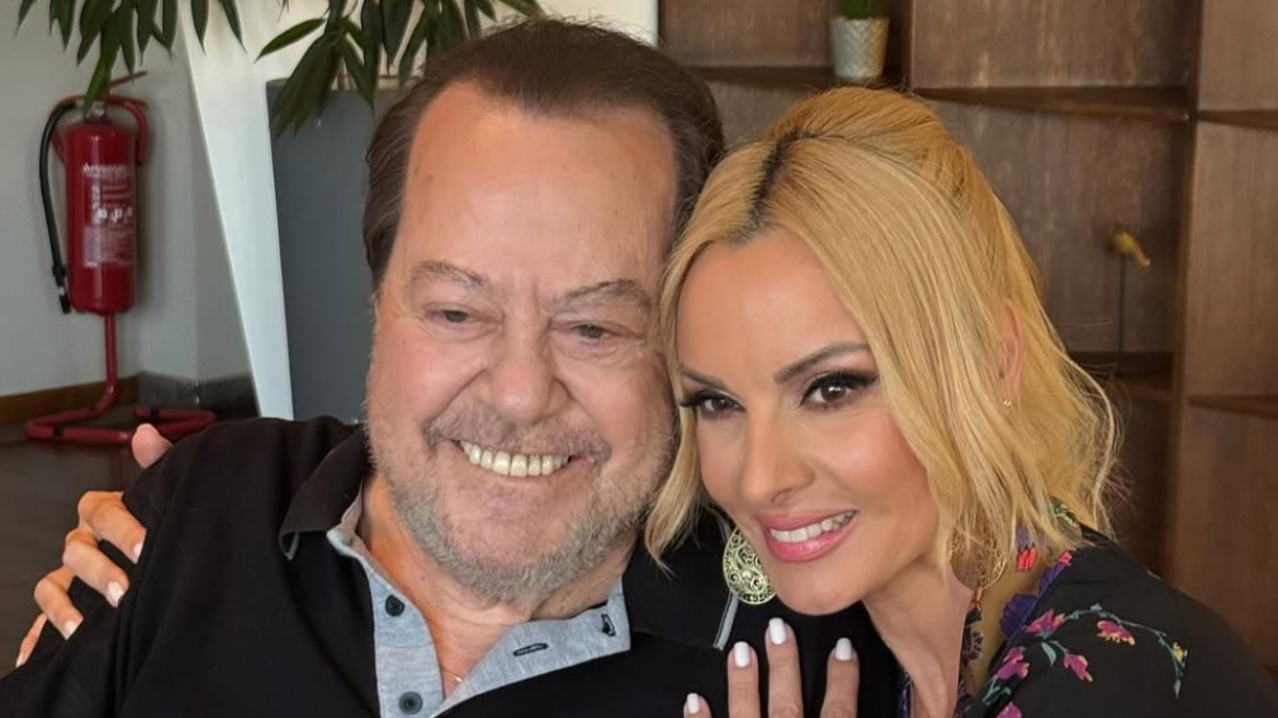 Πέγκυ Ζήνα για Γιάννη Πάριο: Όλοι εμείς που σ' αγαπάμε, γινόμαστε ένα μαζί σου