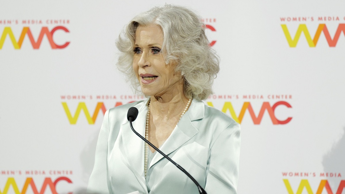 Τι συμβαίνει στις αποθήκες της Amazon; Για κακομεταχείριση εγκύων και αποβολές την καταγγέλλει η Τζέιν Φοντα