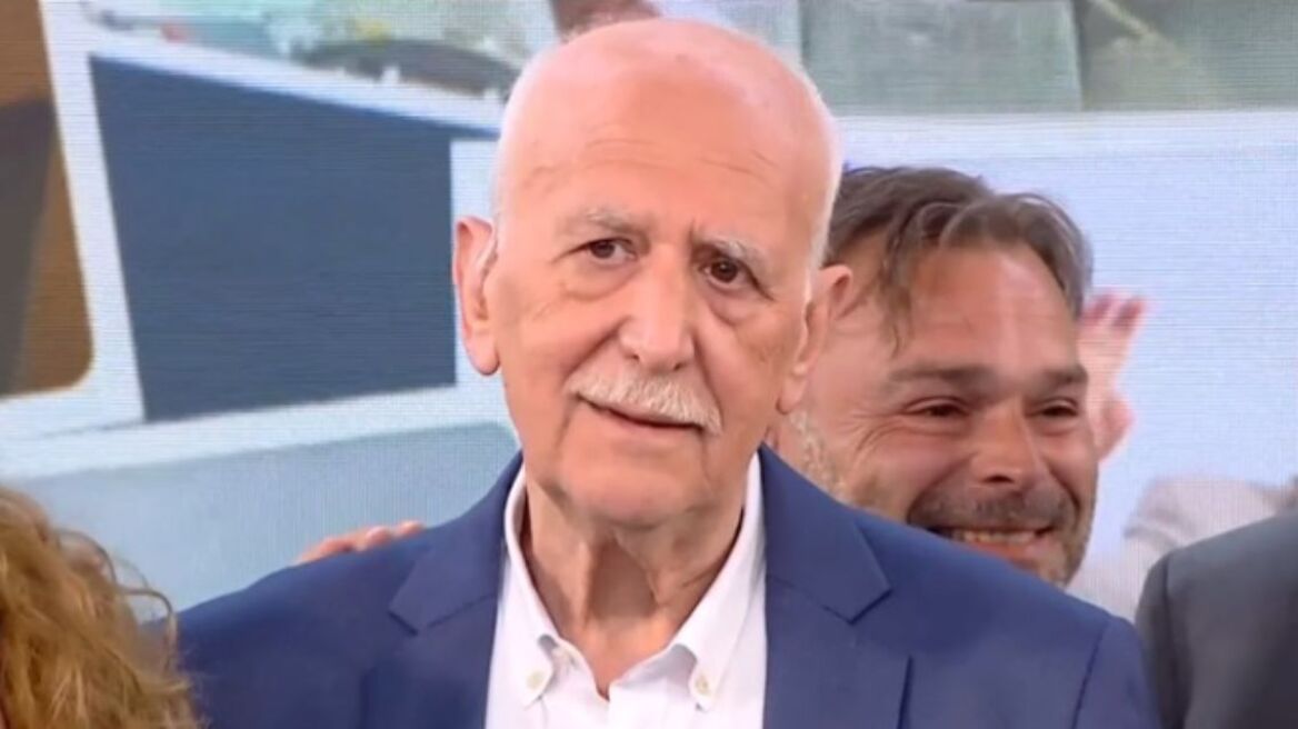 Γιώργος Παπαδάκης: Το συγκινητικό «αντίο» από τους συναδέλφους του - Δείτε βίντεο