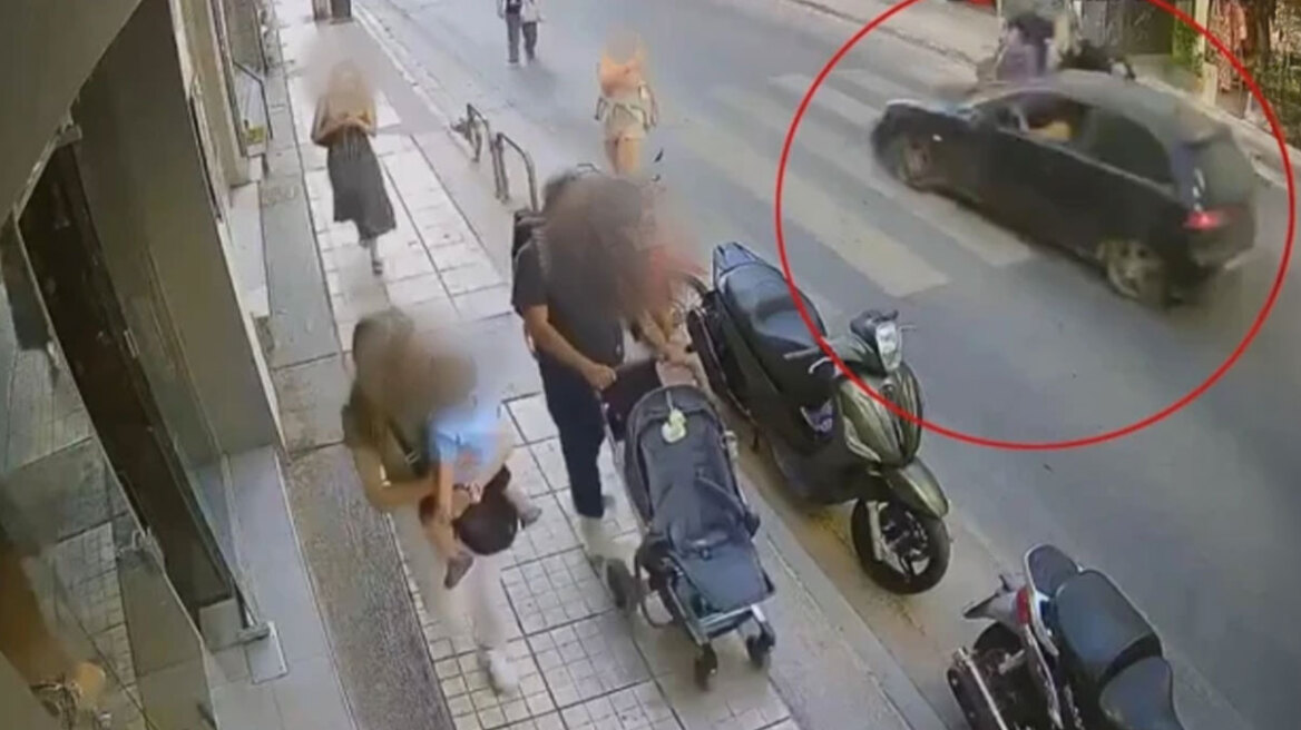 Ανήλικος ο οδηγός που παρέσυρε τον διανομέα στο κέντρο του Ηρακλείου και εξαφανίστηκε - «Έτρεχε με 100 χλμ./ώρα»