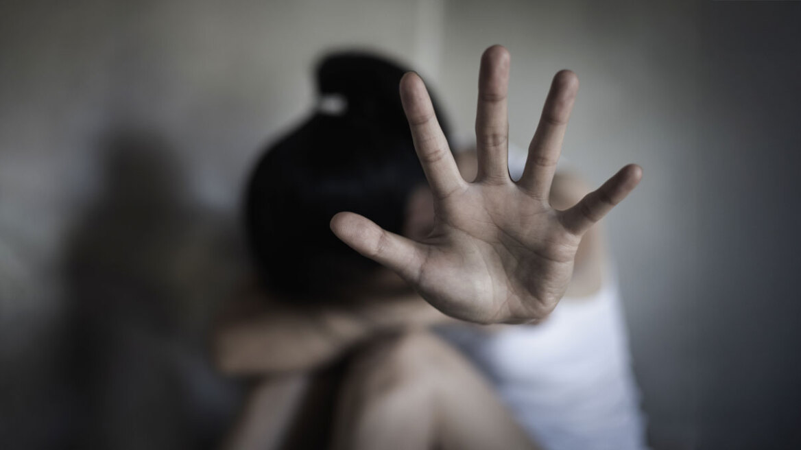 Τη Δευτέρα η απολογία του 23χρονου, τον οποίο κατήγγειλε 17χρονη για βιασμό στη Σκιάθο - Αρνείται τις κατηγορίες