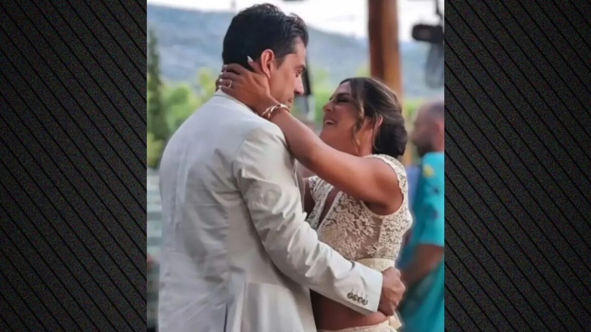 Χριστίνα Βραχάλη - Γκράχαμ Γουντ: Το πάρτι στην παραλία μετά τον γάμο τους - Δείτε φωτογραφίες
