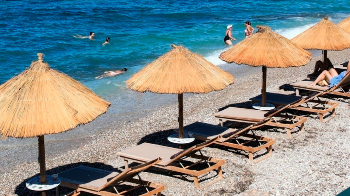 Σαφάρι ελέγχων από την ΑΑΔΕ σε ξενοδοχεία, ταβέρνες και παραλίες - Ποιοι ελεγχόμενοι θεωρούνται υψηλού κινδύνου