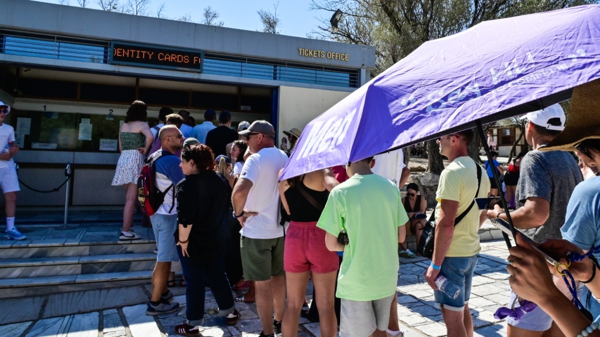 Κλειστή η Ακρόπολη το μεσημέρι λόγω καύσωνα 