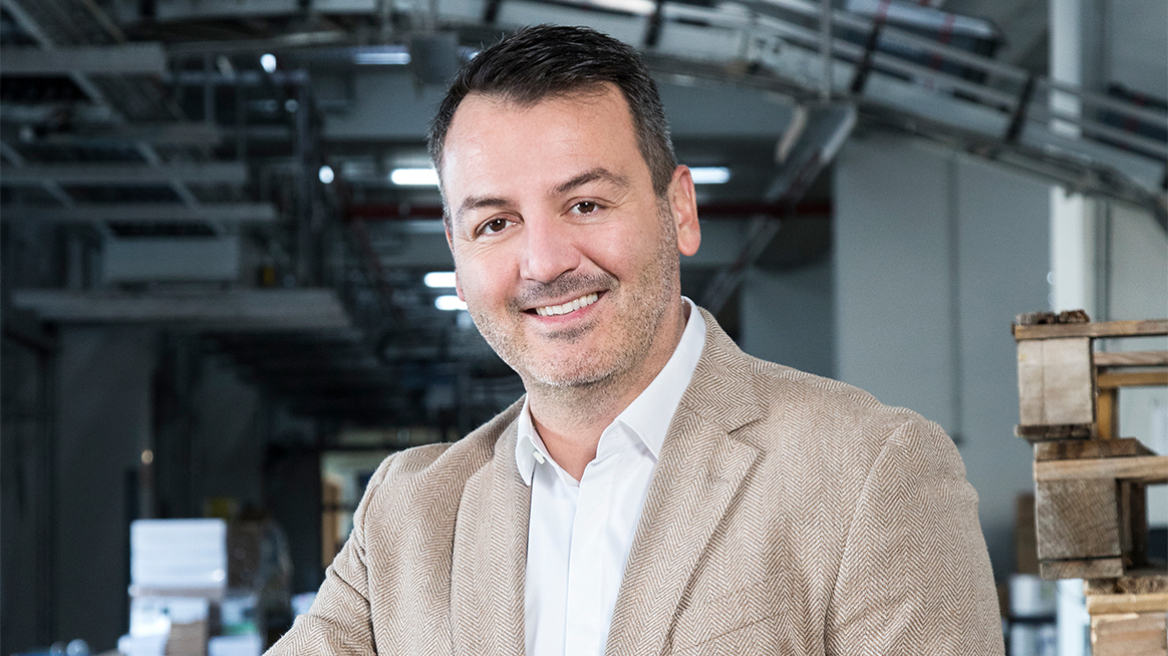 Κώστας Γεράρδος: Οι νέες επενδύσεις που χτίζουν το «ΠΛΑΙΣΙΟ του μέλλοντος» και η υπέρβαση του μισού δισ.