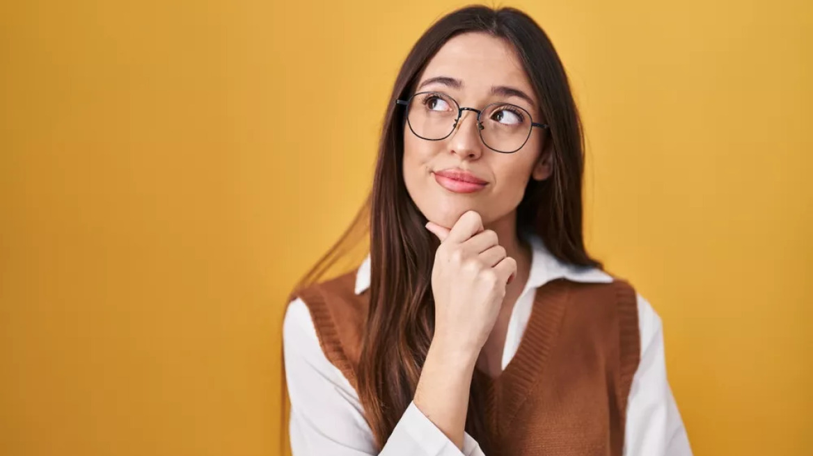 Πιο έξυπνοι ή πιο τυχεροί; Γιατί οι νέοι φαίνεται να κινδυνεύουν λιγότερο από άνοια