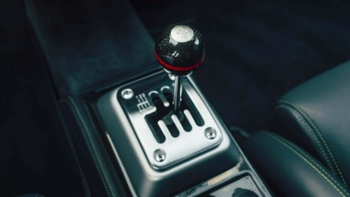 Η Ferrari δεν επιστρέφει στο χειροκίνητο κιβώτιο