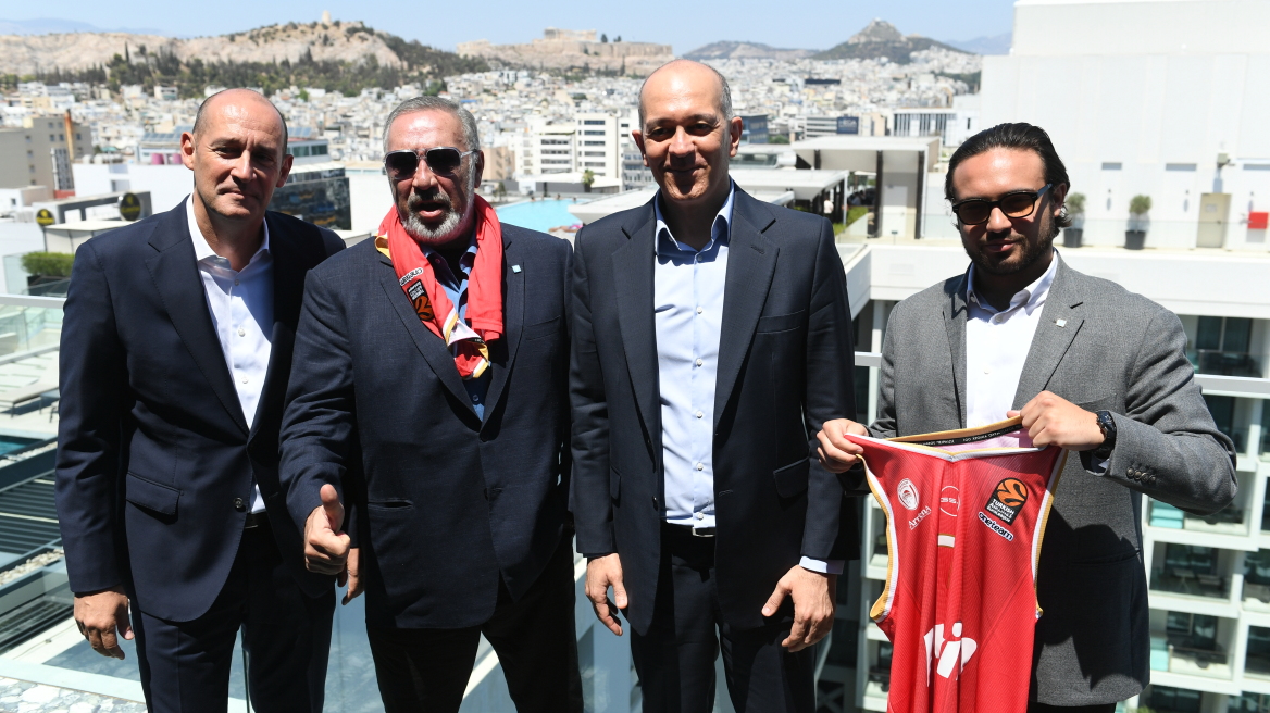 Ολυμπιακός: Η παρακάμερα από την παρουσίαση της νέας χορηγικής συμφωνίας με το ArrenA - Βίντεο 
