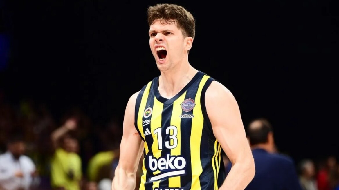 Ο Μπιμπέροβιτς έριξε... πόρτα στο NBA και ανανέωσε με τη Φενερμπαχτσέ - Φωτογραφία 